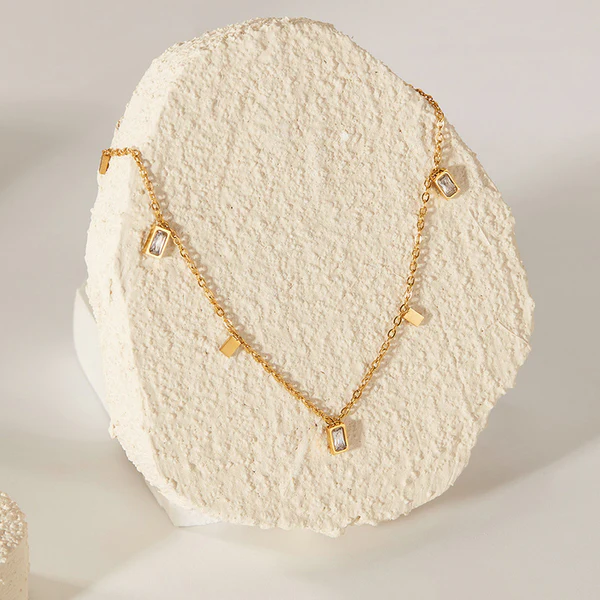 Anti Tarnish Gold-Toned Geometric Necklace